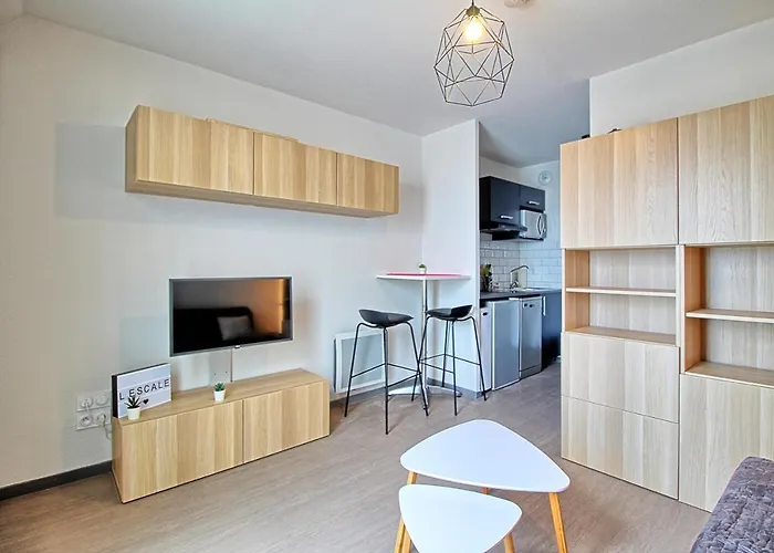 Tres Recent Au Coeur Des Minimes Avec Linge Fourni * La Rochelle (Charente-Maritime)